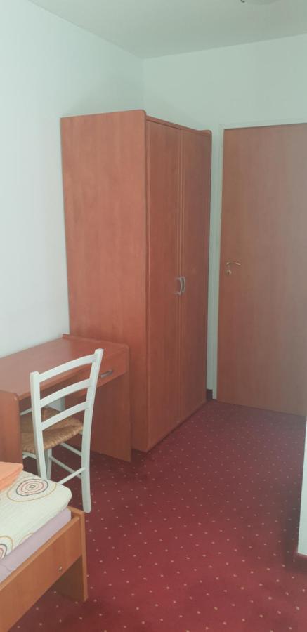 Klet Jana Bed & Breakfast Jastrebarsko Exterior photo